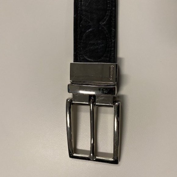 Black Leather Coach Mens Belt 42 